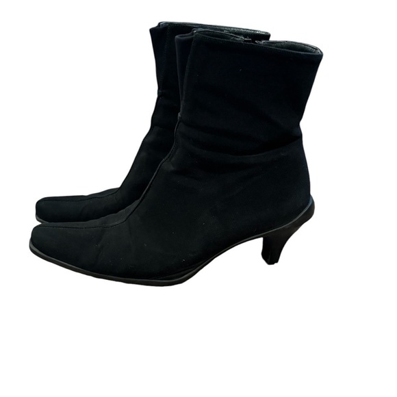 Stuart Weitzman  Women’s Black Neoprene Stretch Ankle Suede Sock Bootie Size 8m - Picture 3 of 7